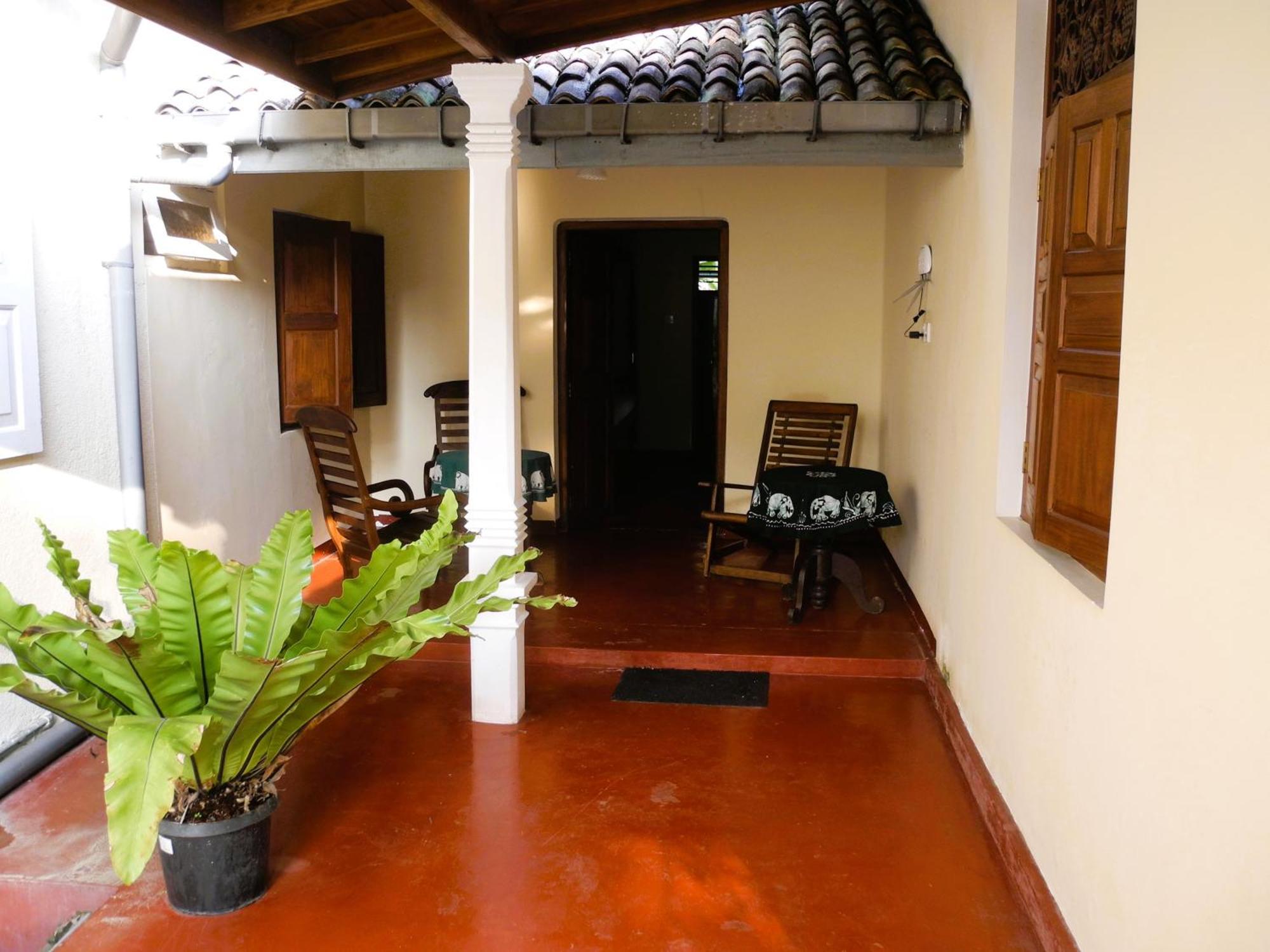 Top Of The Hill Guesthouse Weligama Room photo